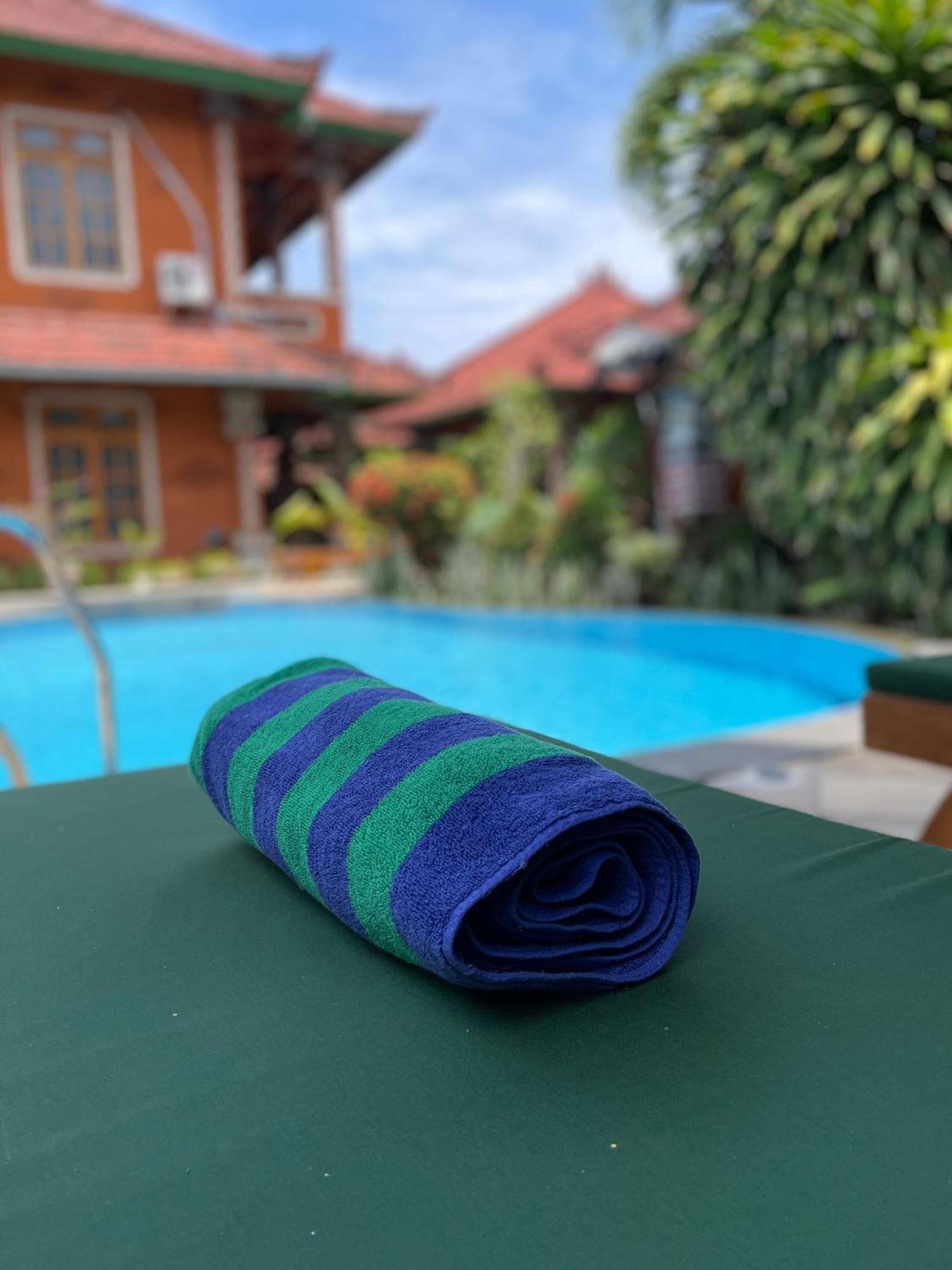 Kubu Elsa Bali Hotel Lovina  Bagian luar foto