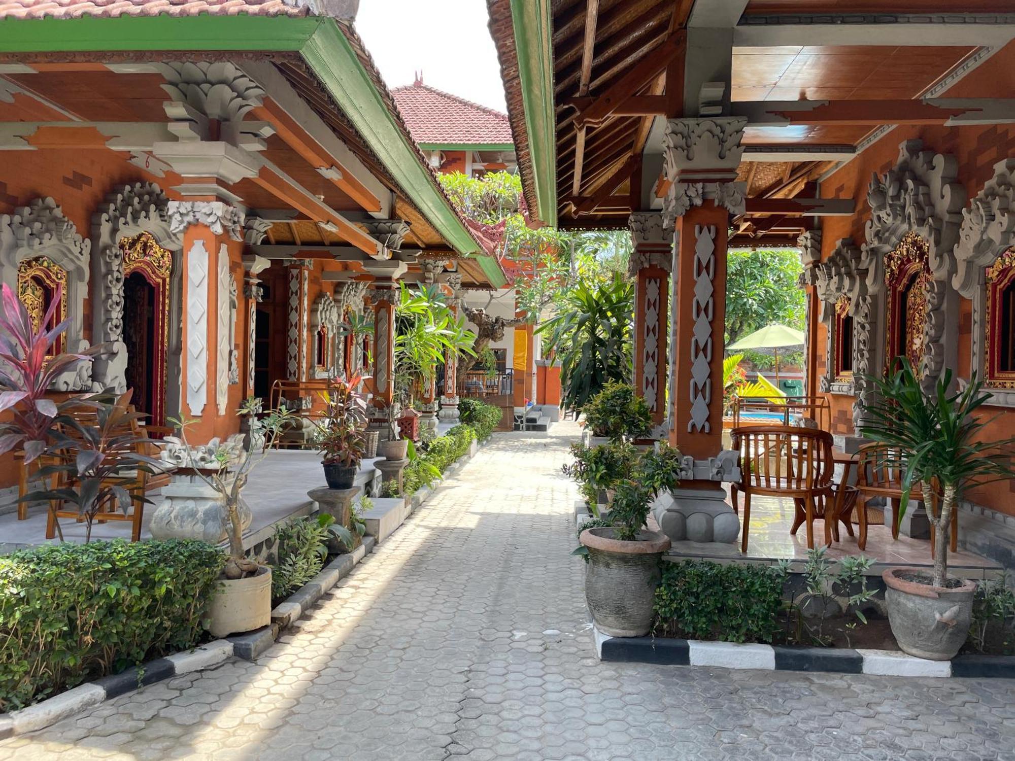 Kubu Elsa Bali Hotel Lovina  Bagian luar foto