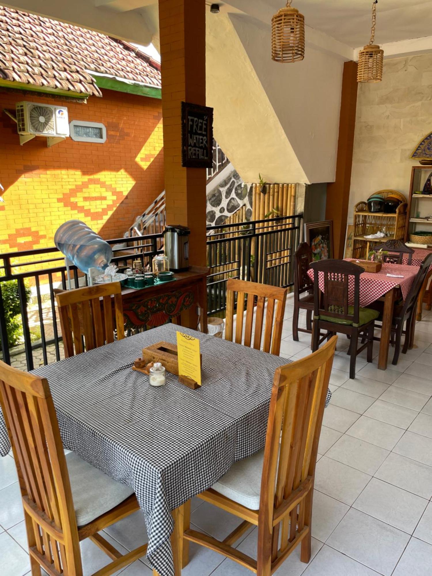 Kubu Elsa Bali Hotel Lovina  Bagian luar foto